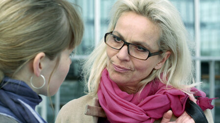 „Folge 2“ ansehen. Folge 2 der 2. Staffel.